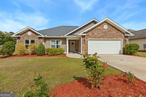 146 Hawks Ridge Trce, Byron, GA 31008