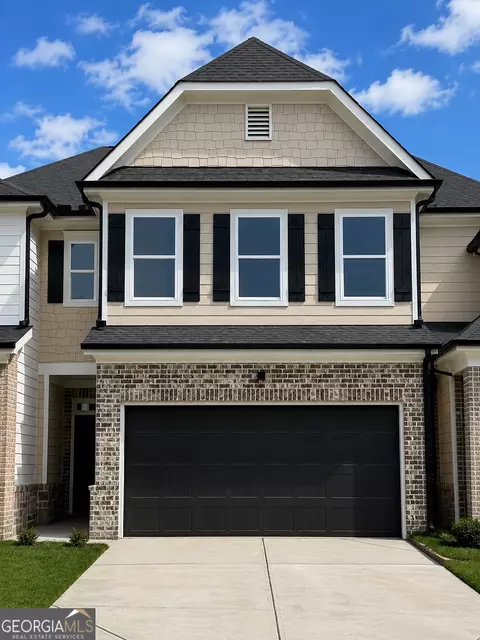 19 Crest Dr #2, Hartwell, GA 30643