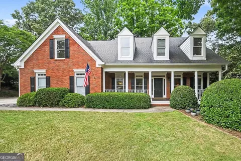 2737 Duncans View Trce NE, Buford, GA 30519