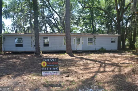 569 Crooked River Dr, Woodbine, GA 31569