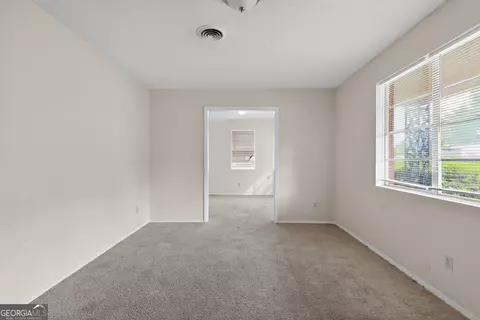 Living - 2930 Rollingwood Dr, Augusta, GA 30906 photo 3 of 6