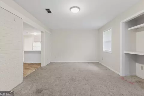 Living - 2930 Rollingwood Dr, Augusta, GA 30906 photo 4 of 6
