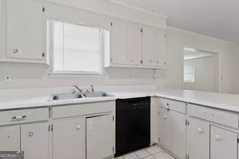 Kitchen - 2930 Rollingwood Dr, Augusta, GA 30906 photo 1 of 4