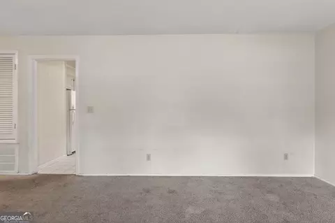 Living - 2930 Rollingwood Dr, Augusta, GA 30906 photo 2 of 6