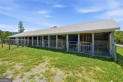Exterior - 445 E Valley Rd NE, Rydal, GA 30171 photo 16 of 21