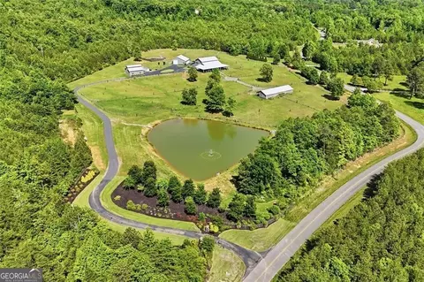 445 E Valley Rd NE, Rydal, GA 30171