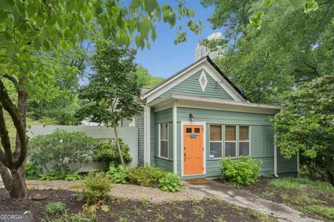 1248 Barnes St NW, Atlanta, GA 30318