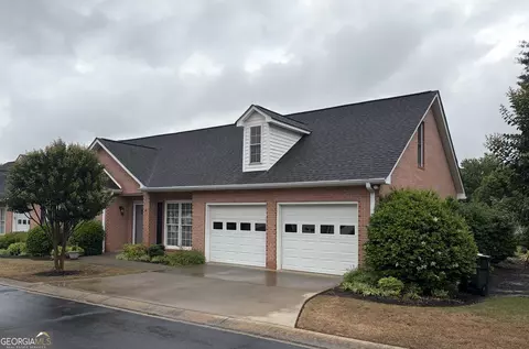 41 Somerset Ct, Hartwell, GA 30643