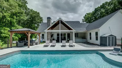 Exterior - 399 Dunn St, Molena, GA 30258 photo 6 of 21