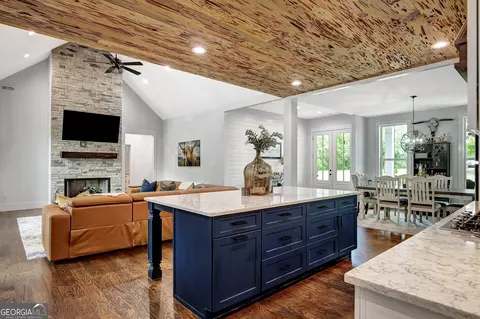Kitchen - 399 Dunn St, Molena, GA 30258 photo 11 of 11