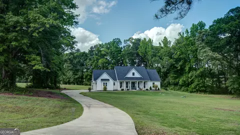 399 Dunn St, Molena, GA 30258
