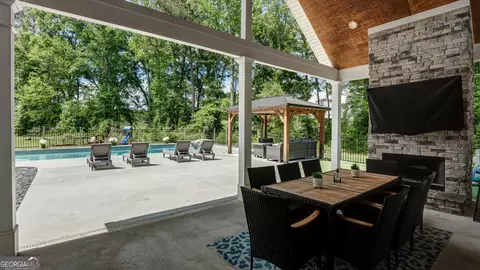 Exterior - 399 Dunn St, Molena, GA 30258 photo 17 of 21
