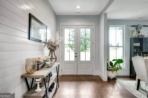 Entry Way - 399 Dunn St, Molena, GA 30258 photo 2 of 3