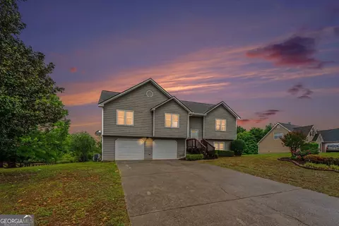 Exterior - 3344 Windgate Dr, Buford, GA 30519 photo 2 of 6
