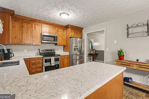 Kitchen - 3344 Windgate Dr, Buford, GA 30519 photo 3 of 3