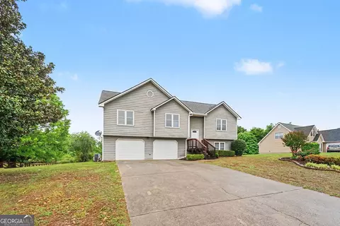 Exterior - 3344 Windgate Dr, Buford, GA 30519 photo 4 of 6