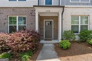 1628 Venture Point Way, Decatur, GA 30032