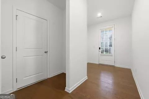 Entry Way - 3052 Brindale Dr, Duluth, GA 30097 photo 2 of 5