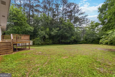 Exterior - 858 Pine Shadow Ln, Winder, GA 30680 photo 4 of 7