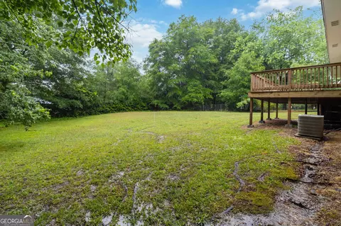 Exterior - 858 Pine Shadow Ln, Winder, GA 30680 photo 6 of 7