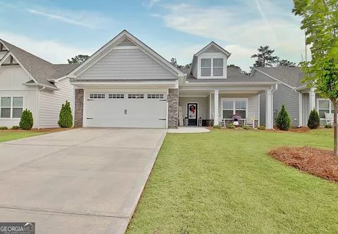 280 Redhaven Dr, Senoia, GA 30276