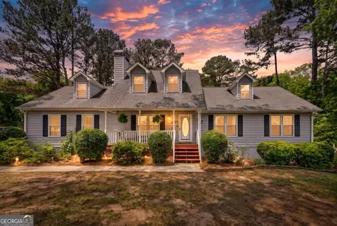 355 N Oakland Cir, Mcdonough, GA 30253