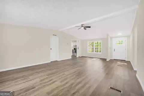 Living - 2441 Highway 36 E, Jackson, GA 30233 photo 3 of 4