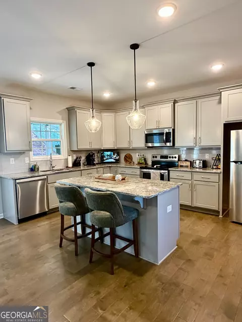 Kitchen - 735 Crestwood Pkwy, Evans, GA 30809 photo 1 of 3