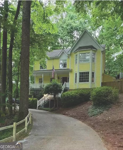 11690 Highland Colony Dr, Roswell, GA 30075