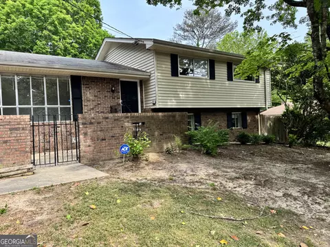 6952 W Fayetteville Rd, Riverdale, GA 30296