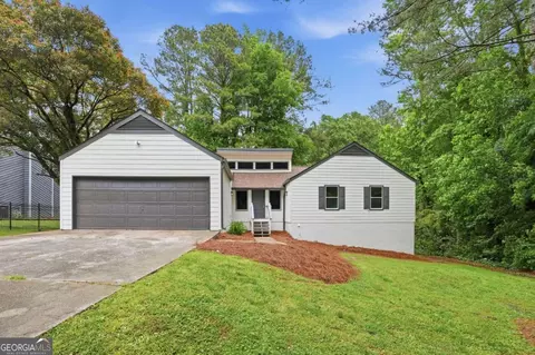3244 Harbor Woods Rd, Decatur, GA 30034