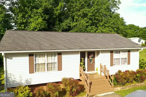 340 Hillandale St, Cornelia, GA 30531