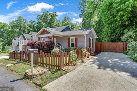 2428 Brantley St NW, Atlanta, GA 30318