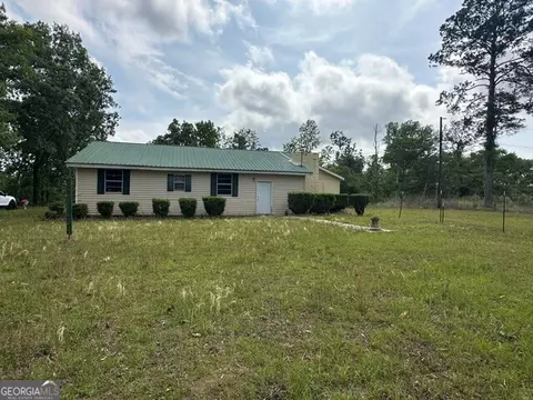 308 Three Rivers Ln, Uvalda, GA 30473