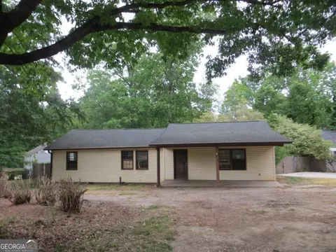 502 Hanes Dr, Forest Park, GA 30297