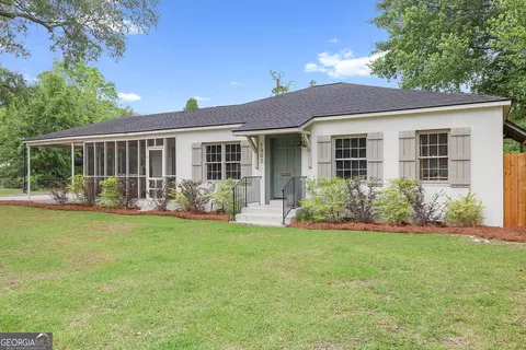 1302 E 53rd St, Savannah, GA 31404