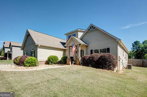 285 Savannah Dr, Senoia, GA 30276