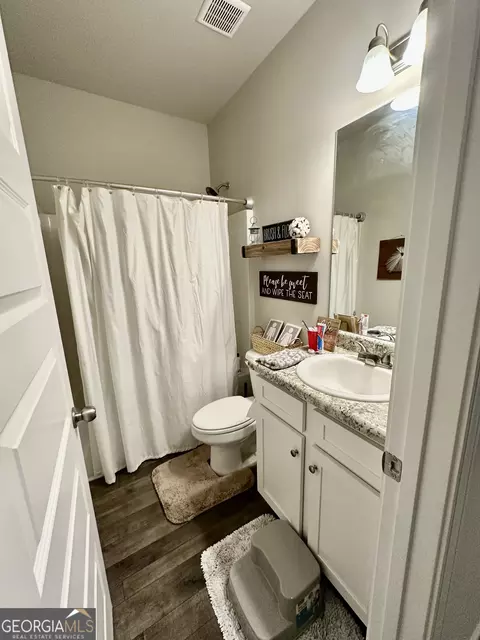 Bath - 20 Cope Ct, Covington, GA 30016 photo 6 of 8