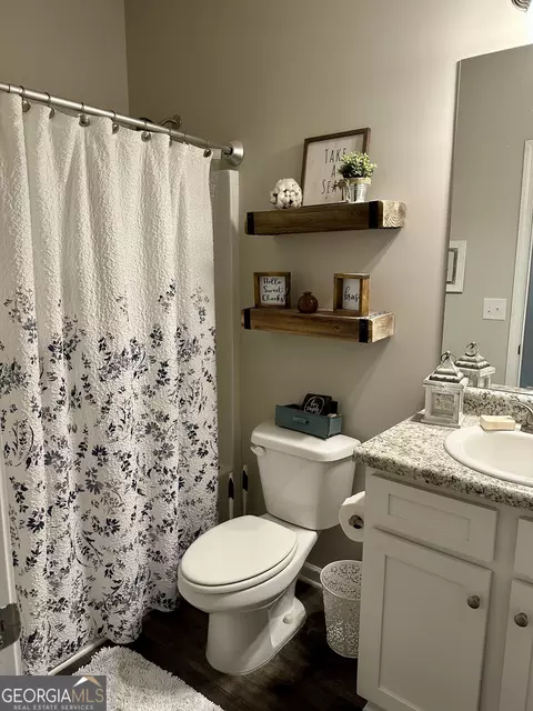 Bath - 20 Cope Ct, Covington, GA 30016 photo 7 of 8