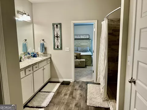 Entry Way - 20 Cope Ct, Covington, GA 30016 photo 3 of 4
