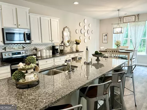 Kitchen - 20 Cope Ct, Covington, GA 30016 photo 3 of 5