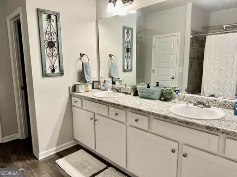 Bath - 20 Cope Ct, Covington, GA 30016 photo 5 of 8