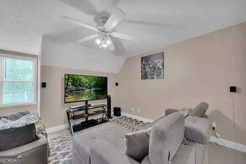 Bedroom - 89 Chanticleer Rd, Commerce, GA 30529 photo 5 of 6