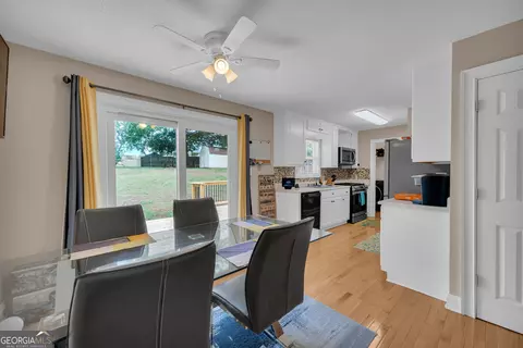 Dining - 89 Chanticleer Rd, Commerce, GA 30529 photo 2 of 2