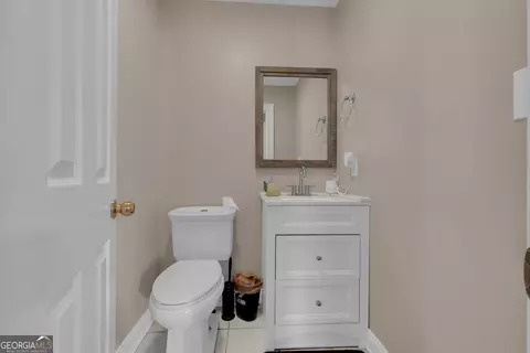 Bath - 89 Chanticleer Rd, Commerce, GA 30529 photo 1 of 4