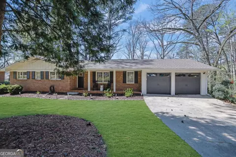322 Linda Dr, Tucker, GA 30084