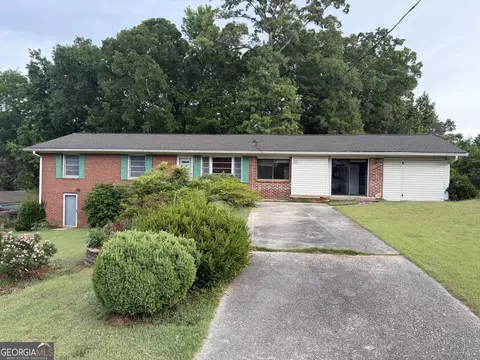 8 Elita Dr, Gainesville, GA 30504