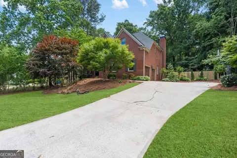 1028 Towne Lake Hls E, Woodstock, GA 30189