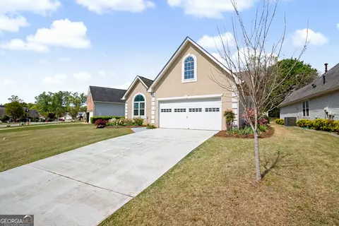 255 Fairway Ct, Newnan, GA 30265