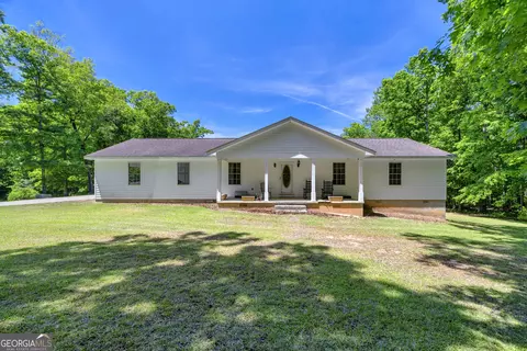 1014 Adams Clarke Rd, Commerce, GA 30530